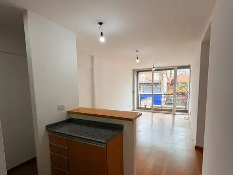 Departamento en Alquiler en Morón Sur, $ 570.000