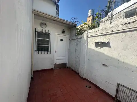 Depto Tipo Casa en Venta en Martinez, USD 85.000