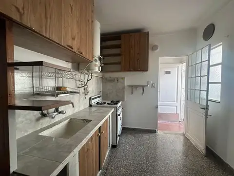 Depto Tipo Casa en Venta 45 años