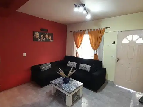 Casa 3 ambientes con 1 baño