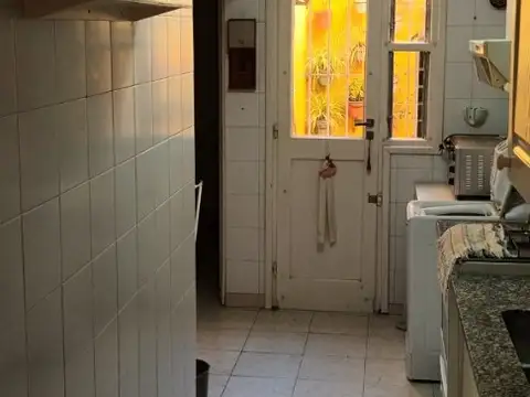 BERNARDO DE IRIGOYEN 3600, Piso PB