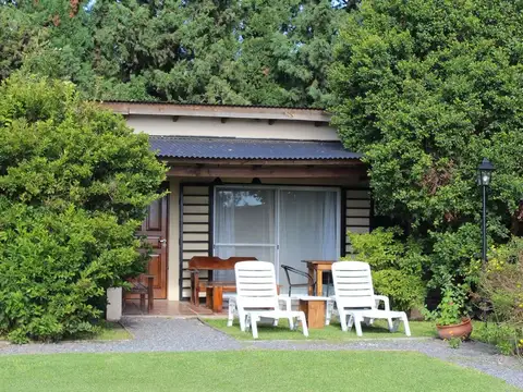 COMPLEJO DE  6 CABAÑAS Y 2 CASAS, ZONA SAN PEDRO