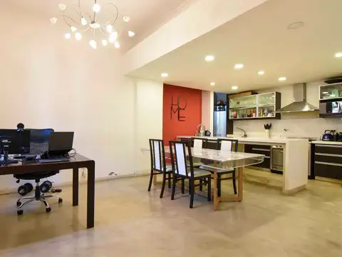 Depto Tipo Casa en Venta de 5 ambientes