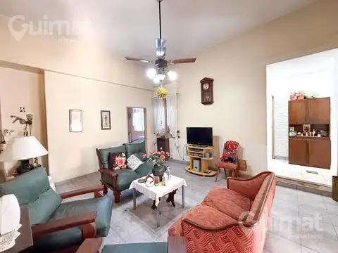 Depto Tipo Casa en Venta de 5 ambientes
