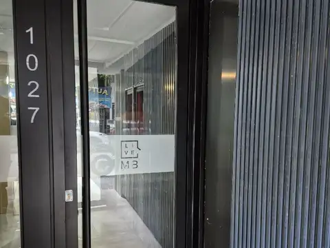 Oficina 2 ambientes con 1 baño