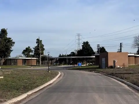 Terreno en Venta 21,70  mts Fondo