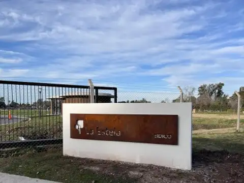 Terreno en Venta en Pilar del Este - Casas del Este, USD 56.000