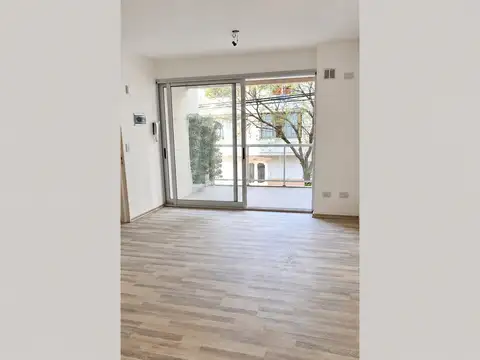 Liniers | Semipiso de 2 ambientes a estrenar con balcón al frente