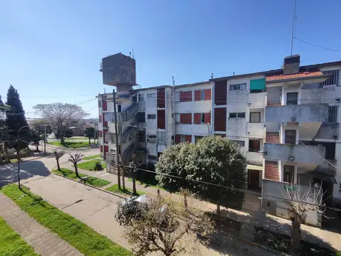 VENTA DEPARTAMENTO 4 AMBIENTES EN QUILMES
