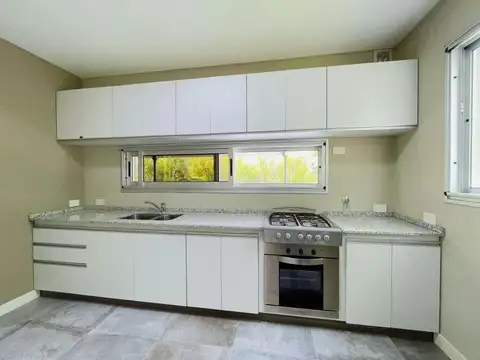 Casa 3 ambientes A ESTRENAR en Acacias Blancas