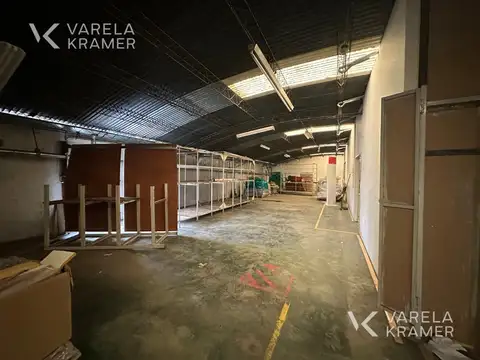 Depósito, oficina, galpón en venta en Munro