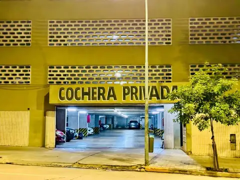 VENTA COCHERA ALBERDI FRENTE A TRIBUNALES