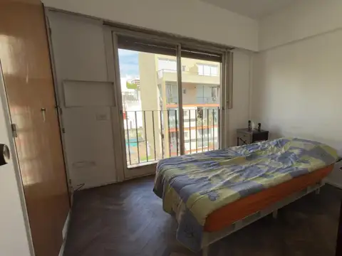 Venta departamento 3 ambientes con balcón y cochera en Palermo