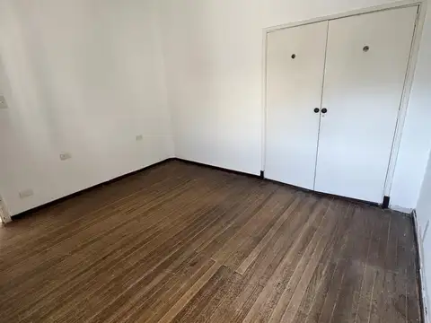 Oficina en Alquiler en Morón, $ 1.200.000