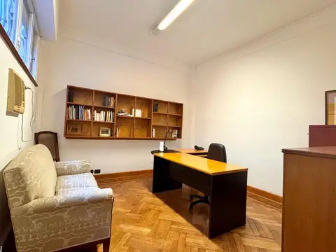 Oficina en Venta en San Nicolás, USD 92.000