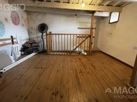 Depto Tipo Casa en Venta 35 años