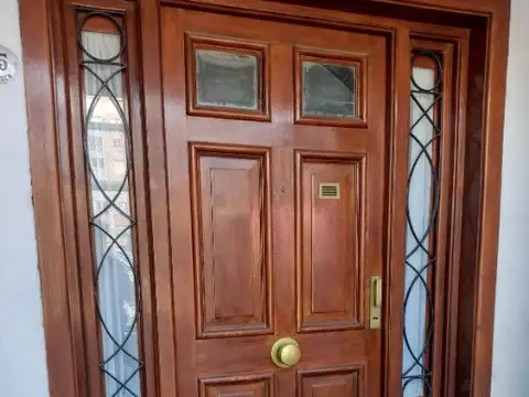 Casa 4 ambientes en alquiler en Moron Norte