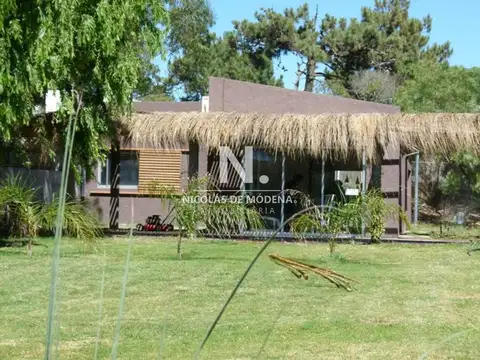 Casa en Manantiales, 3 dormitorios  venta y alquiler 