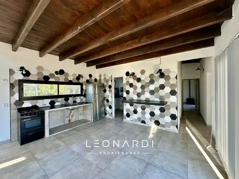 Casa en Venta con 1 cochera