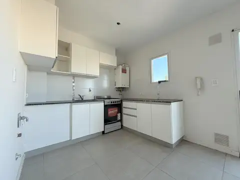 Venta Departamentos Dos Dormitorios Suite Radiadores Balcon Ventilacion Cruzada Cochera. Lourdes