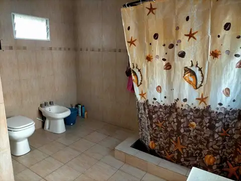 Casa  en Venta en Hurlingham, G.B.A. Zona Oeste, Argentina