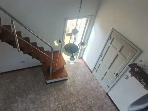 Depto Tipo Casa 2 ambientes con 1 baño