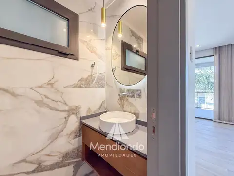 Departamento en Venta con 2 cocheras