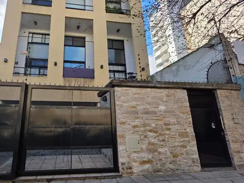 Conesa 100, Piso 5