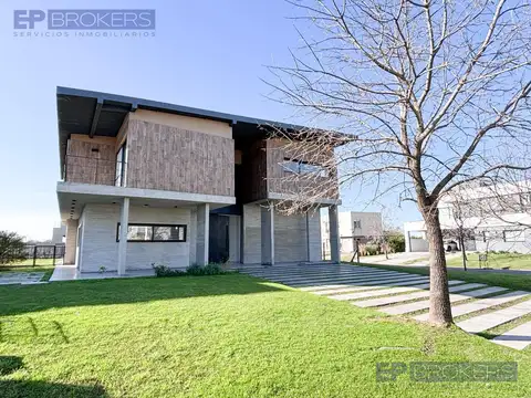 Casa en Venta en El Cantón - Barrio Golf, USD 335.000