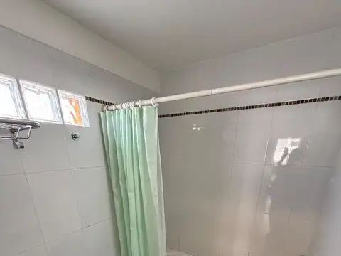 Cozy apartamento al frente con balcón