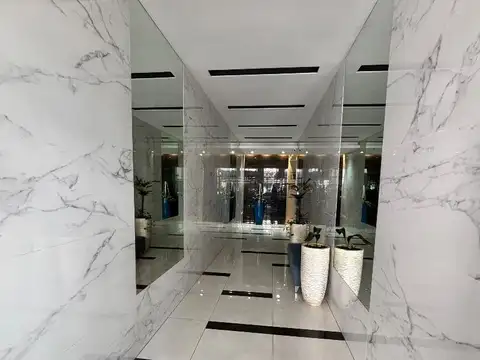 Cozy apartamento al frente con balcón 