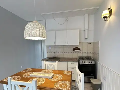 Depto Tipo Casa 2 ambientes con 1 baño