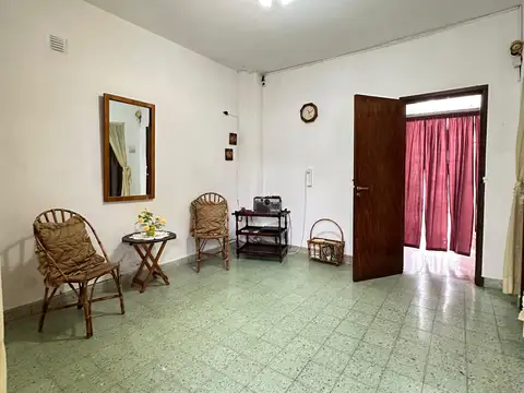 Casa en Venta en Castelar Norte, $ 75.000