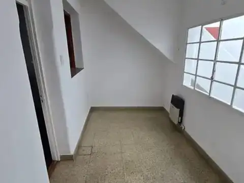 VENTA PH 4 AMB CON TERRAZA Y COCHERA EN PARQUE CHAS