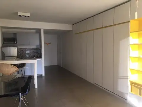 Departamento en Alquiler en Colegiales, $ 730.000