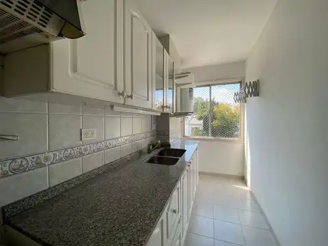 Departamento 3 ambientes en  San Isidro.