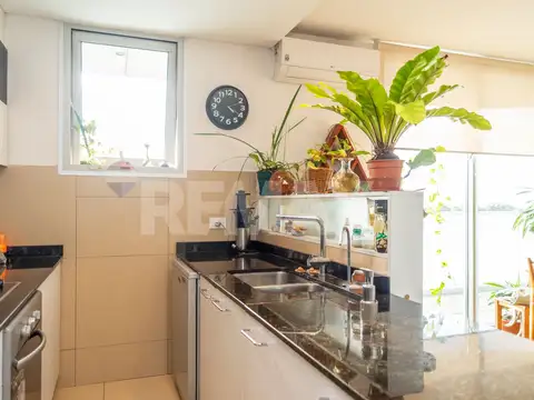 Departamento 4 ambientes con 2 baños