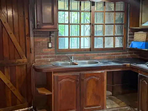 Casa en Alquiler con 1 cochera