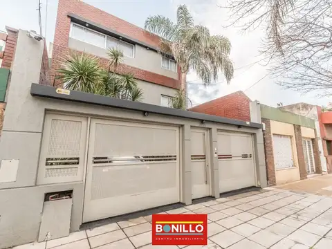 Casa 6 ambientes venta Villa Pueyrredón