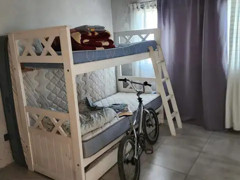 Venta, casa, San Vicente, tres ambientes, parque con piscina