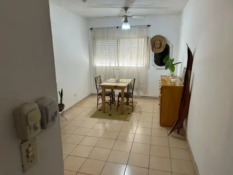 Venta Hermoso Dto 2 Dorm en B° Iguazu Ideal inversion!!