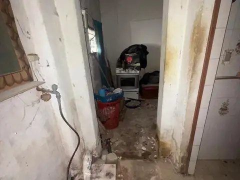 Depto Tipo Casa en Venta 90 años