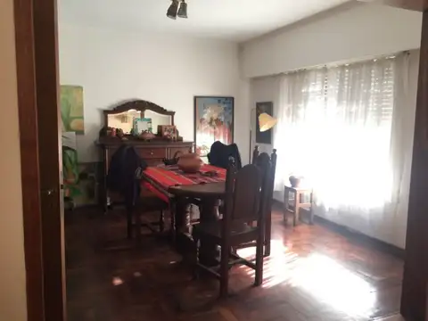 Casa 5 ambientes en Villa Club