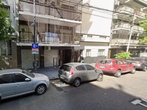 Tte. Gral. Juan Domingo Perón 3800 - Local