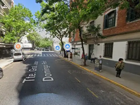 Tte. Gral. Juan Domingo Perón 3885 - Local