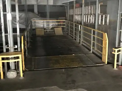 Cochera en Venta con acceso Ascensor