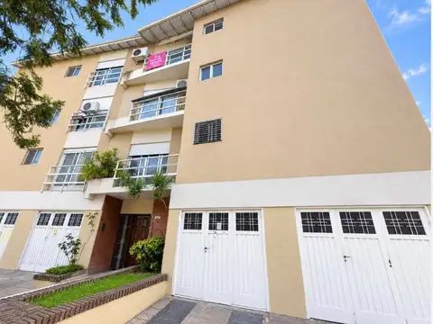 Departamento  en Venta en Ciudad Jardin, Tres de Febrero, G.B.A. Zona Oeste