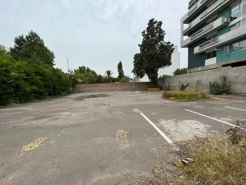 Estrada, entre Belgrano y Moreno