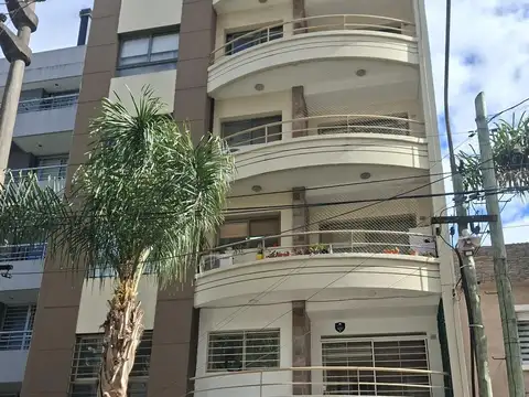 ALQUILER DE DEPARTAMENTO DE 3 AMBIENTES EN RAMOS MEJIA SUR