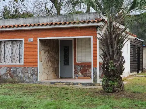 Venta Casa 3 dormitorios playa pascual parrillero